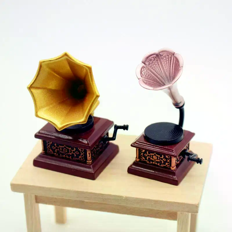 Home Decor Retro - ドールハウスヴィンテージ蓄音機ミニチュアモデルリビングルームアクセサリードールハウスの装飾子供のふり遊びおもちゃ装飾品ギフト