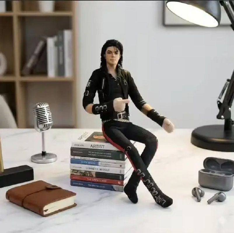 Home Decor Niche - 新しいホット/スタイリッシュなマイケル・ジャクソン/コスプレ小道具人形ぬいぐるみフィギュア人形部屋の装飾抽象的な関節可動小道具ギフト