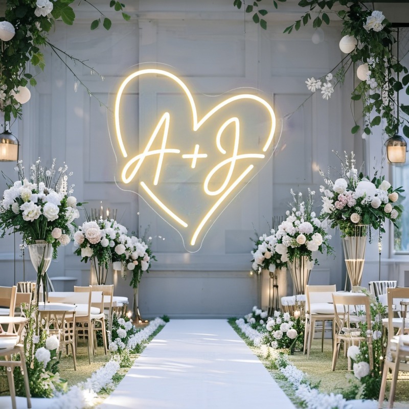 カスタムイニシャルハートLEDネオンサイン、結婚式パーティー - Home Decor Xmas のレビューと価格
